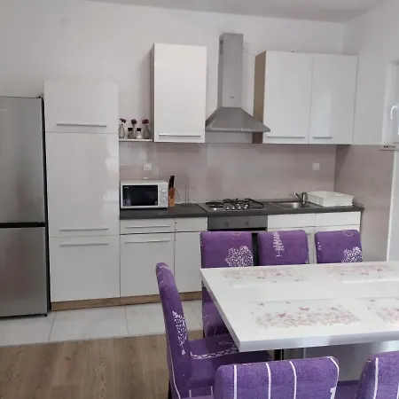 U Prizemlju Appartamento Brodarica (Sibenik-Knin)