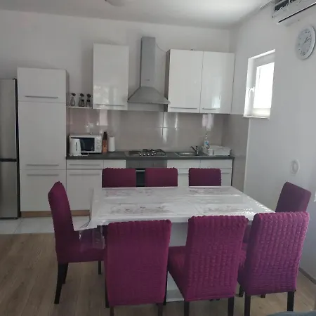 U Prizemlju Appartamento